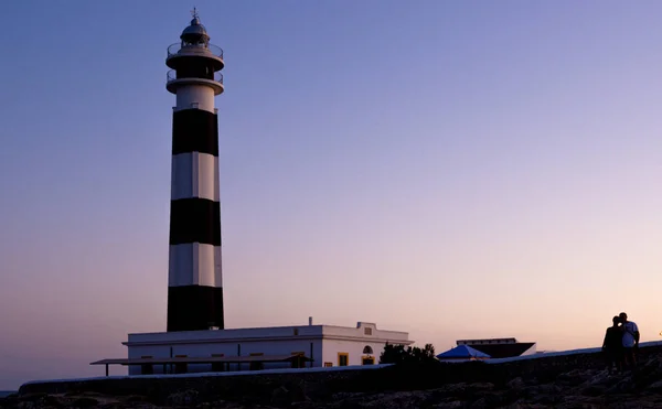 Le phare du Cap Artrutx sur l "île méditerranéenne espagnole de Minorque . — Photo