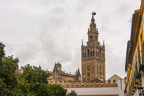 Słynna Katedra Sewilli w Andaluzja, Południowa Hiszpania, wpisanej na listę światowego dziedzictwa UNESCO — Zdjęcie stockowe