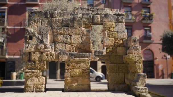 Resten van Provinciale Forums portico van Tarraco, Tarragona, Spanje. — Stockvideo