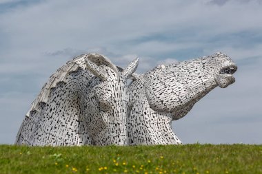 Kelpies, Falkirk yakın sarmalda park kafasına at heykelleri