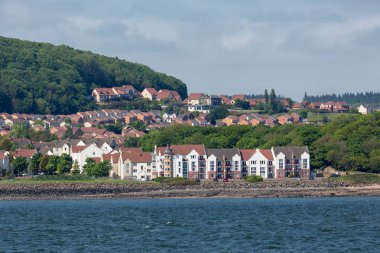 Dalgety Bay, Firth of Forth İskoçya adlı küçük bir köy deniz manzarası