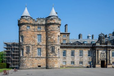 Holyrood Sarayı Evi Edinburgh, resmi bir ikametgâh tahsisi İskoçya'da monarşi