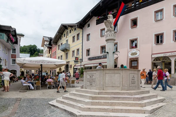 Berchtesgaden Duitsland Juli 2017 Plaza Marktplatz Centrum Berchtesgaden Met Fontein — Stockfoto