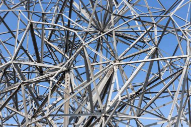 Lelystad, Hollanda'da soyut iskelet detay demir heykel