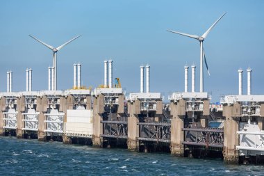 Zeeland, Hollanda'da Oosterscheldekering fırtına bariyerinde görünüm