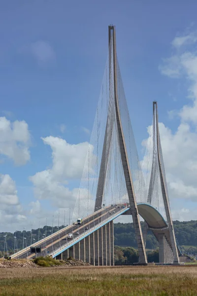 Pont de Normandie, puente que cruza el río Sena en Francia —  Fotos de Stock