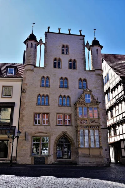 Hermosa casa en la plaza del mercado en Hildesheim — Foto de Stock