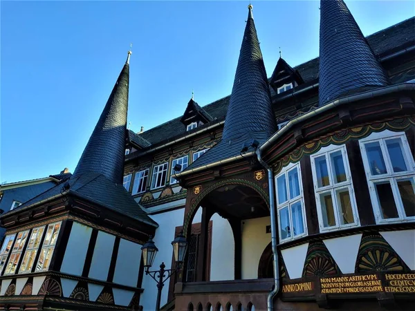 Krásná radnice ve starém městě Einbeck — Stock fotografie