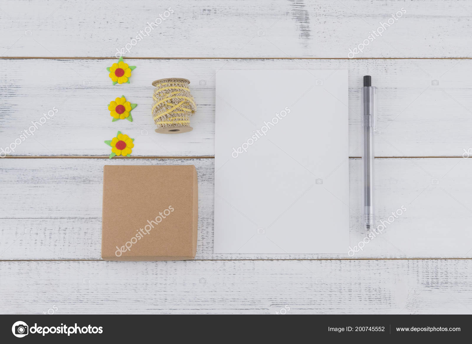 White Blank Card Brown Gift Box Pen Decorate Yellow Paper Stock