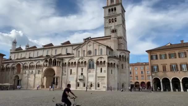 Modena Hyperlapse Piazza Grande Com Duomo Catedral Católica Ghirlandina Sinos — Vídeo de Stock