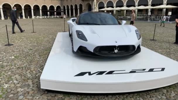 Модена Італія Презентація Нової Моделі Maserati Mc20 Supercar Piazza Grande — стокове відео