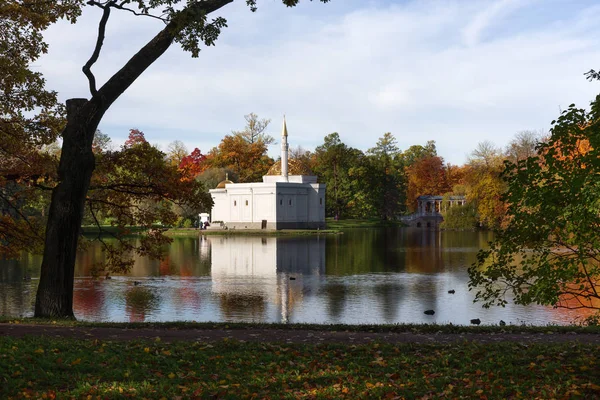 Tsarskoye Selo-müze-rezerv devletleştirme Mart 1918 yılında müze haline çıktı Sarayı ve Parkı ensemble XVIII-XIX yüzyıl eski ülke Kraliyet ikametgahı, içeren Puşkin (St. Petersburg),. 