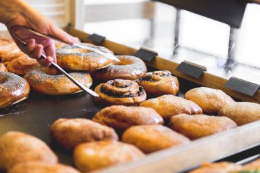 Üstünde belgili tanımlık sayaç pastane. Gıda Sanayi