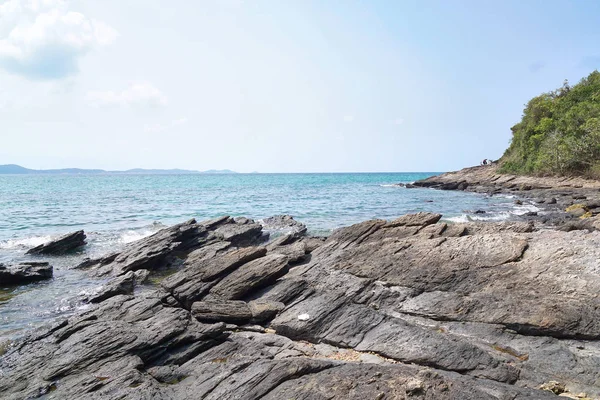 Rock plaj şekle aşınmış.