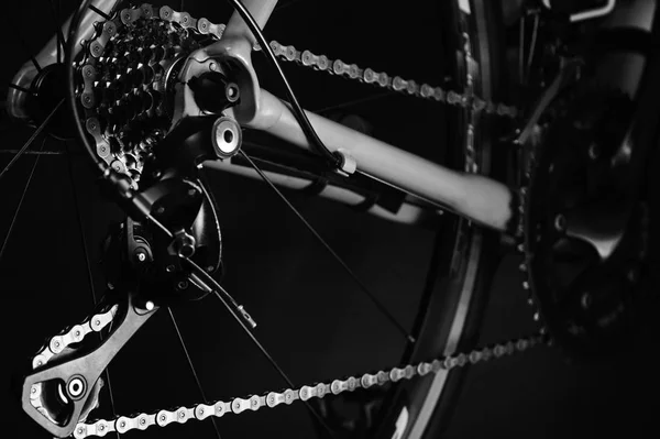 Detalhe Dos Componentes Bicicleta Fechar Cassete Corrente Derailleur Traseiro Estúdio — Fotografia de Stock
