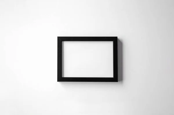 Prázdný Černý Fotorámeček Tabulky Bílé Pozadí Pohled Shora — Stock fotografie