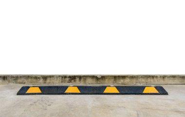 Beyaz arkaplanda kapalı otopark