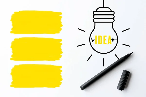 Caneta Desenho Lâmpada Fundo Branco Conceito Ideia Negócio Sobre Luz — Fotografia de Stock