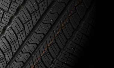 Araba lastiği desenini kapat