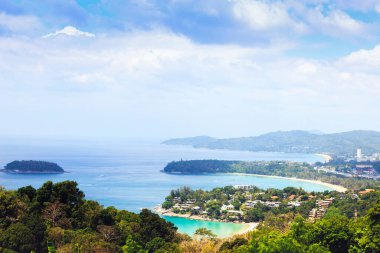 Karon bakış açısı Phuket, Tayland yumuşak odaklı ve ışığın üzerinde
