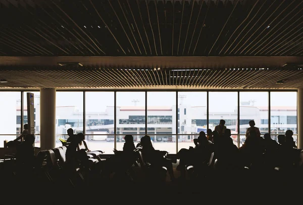 Uitzicht Vanaf Luchthaventerminal Met Soft Focus Zonlicht — Stockfoto