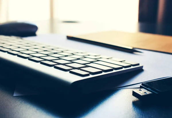 Office Workplace Laptop Paper Wood Table Film Colors Tone Soft — Stock Photo, Image