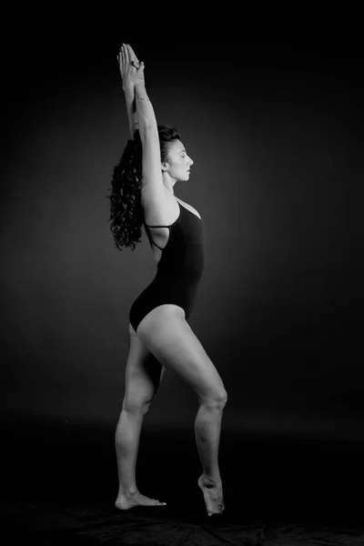 Modern Style Dancer Studio Shoot — Stock Photo, Image