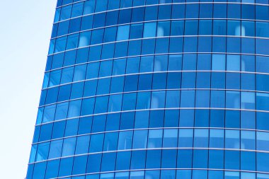 Şehrin modern gökdelenin sonsuz windows