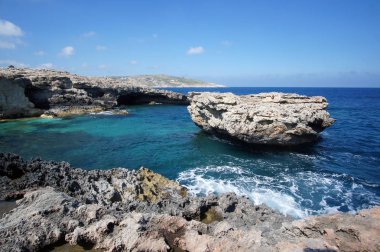 Kayalar Comino Blue Lagoon, Malta yaz gün boyunca