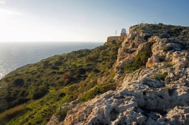 Dingli Havacılık günbatımı, Malta bina Radar ile Dingli Cliffs
