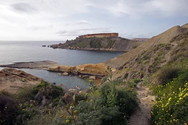 Veduta Della Baia Gnejna Lippija Golden Bay Malta — Foto Stock