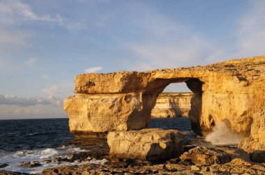 2017 'de çökmeden önce Dwejra, San Lawrenz, Gozo, Malta' daki Gök Pencere (it-Tieqa?