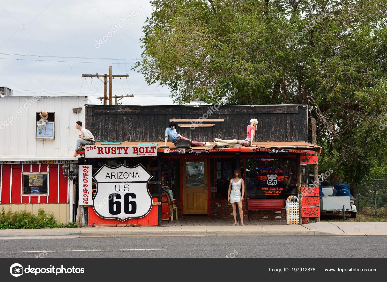 Ржавый ак 74. Ржавый магазин. Ржавый магазин в майкопе. Ржавый пм. Текстолитовый магазин ак 47.