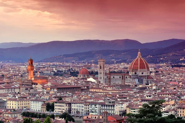 Dómu Santa Maria Del Fiore Věž Palazzo Vecchio Při Západu — Stock fotografie