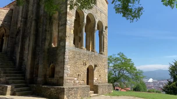 Santa Maria Del Naranco Pre Romaanse Oude Kerk Mount Naranco — Stockvideo