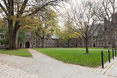 Princeton, New Jersey - 1 Kasım 2017: birinin birçok avlular Princeton Üniversitesi'nde bir görünüm.