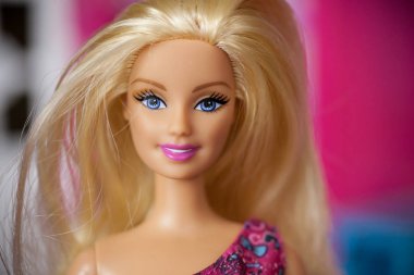 2000'li yıllarda Barbie Bebek