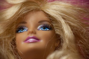 2000'li yıllarda Barbie Bebek