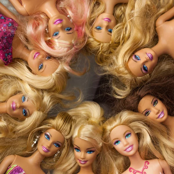 Sbírka panenek Barbie — Stock fotografie