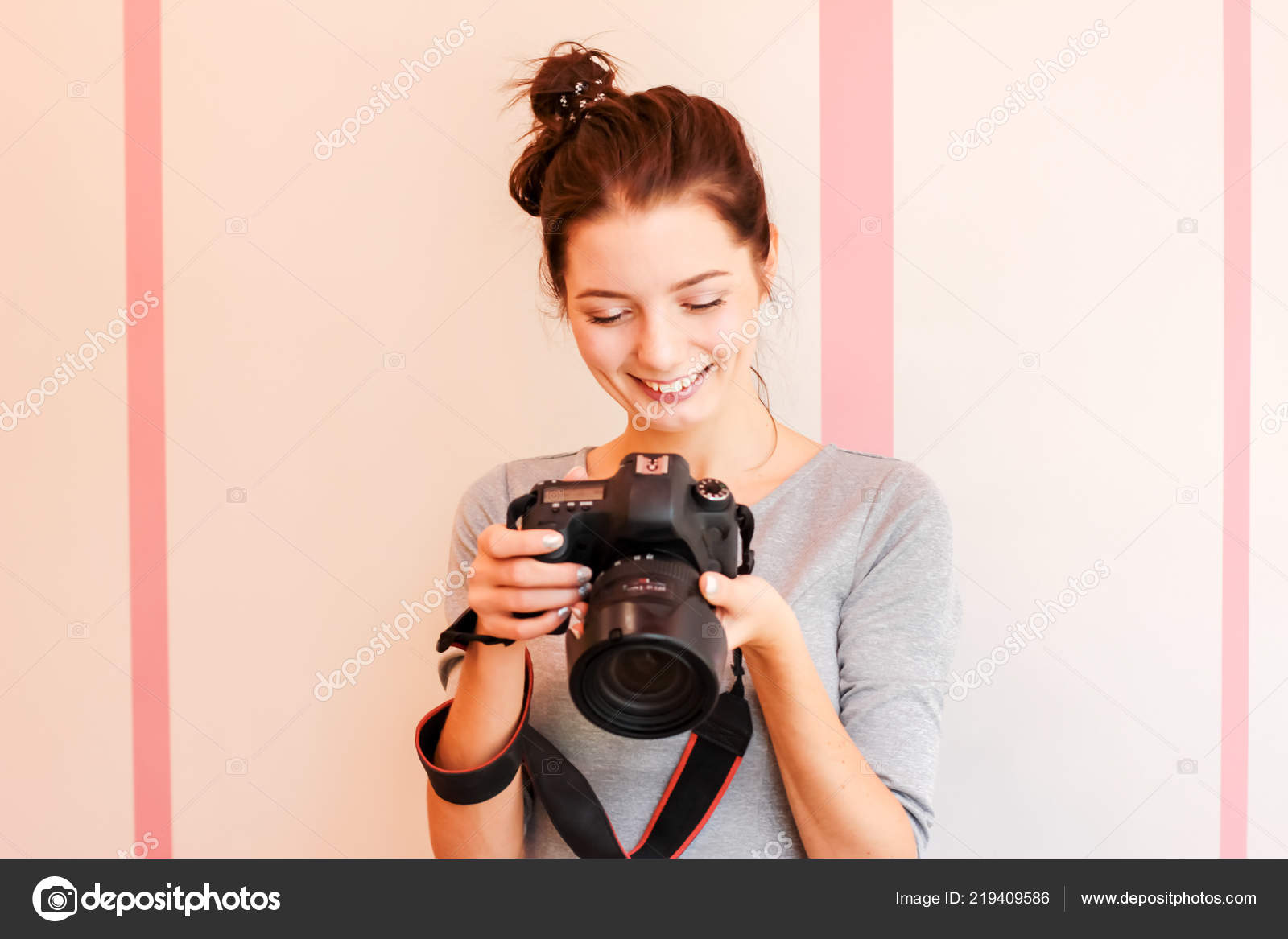 Красивейшая девушка фотограф Красивейшая девушка фотограф