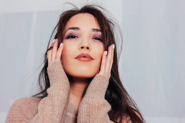 Candid Close Portret Van Sensuele Lachende Aziatisch Meisje Jonge Vrouw — Stockfoto