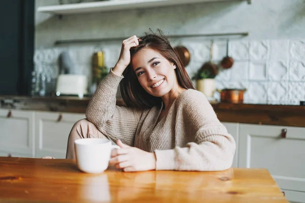 Young Beautiful Asian Woman Cozy Sweater Sitting Cup Tea Table — Stock Photo, Image