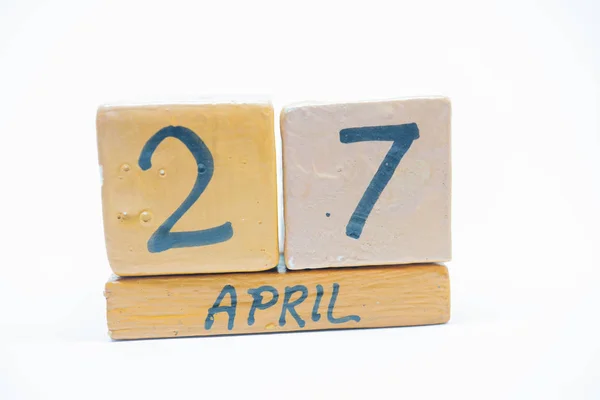 April Tag Des Handgefertigten Holzkalenders Auf Weißem Hintergrund Frühlingsmonat Tag — Stockfoto