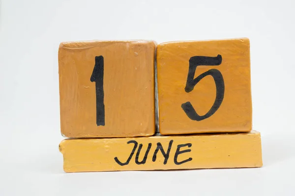 Června Den Měsíci Ručně Vyrobený Dřevěný Kalendář Izolovaných Bílém Pozadí — Stock fotografie