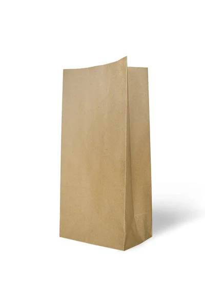 Bruine papieren zak geïsoleerd op witte achtergrond — Stockfoto
