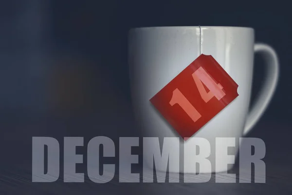 December Hónap Napja Teakupa Dátummal Címkén Teafilterből Téli Hónap Napja — Stock Fotó