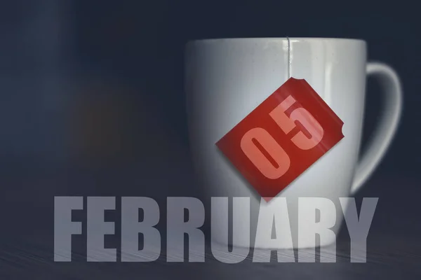 Februar Tag Des Monats Teetasse Mit Datum Auf Dem Etikett — Stockfoto