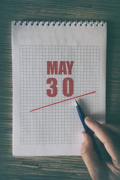 May 30Th Day Month Close Human Hand Pen Notepad Red — Stock Photo, Image