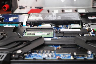 Bilgisayar tamir: Ana laptop tamir