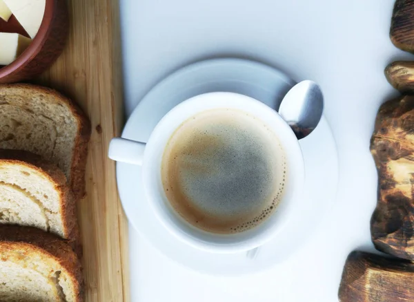 Delicioso Café Manhã Café Croutons Ovos Mexidos Uma Panela País — Fotografia de Stock